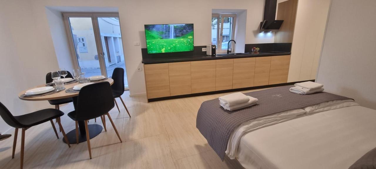 Dea Del Mar Apartments Izola Extérieur photo