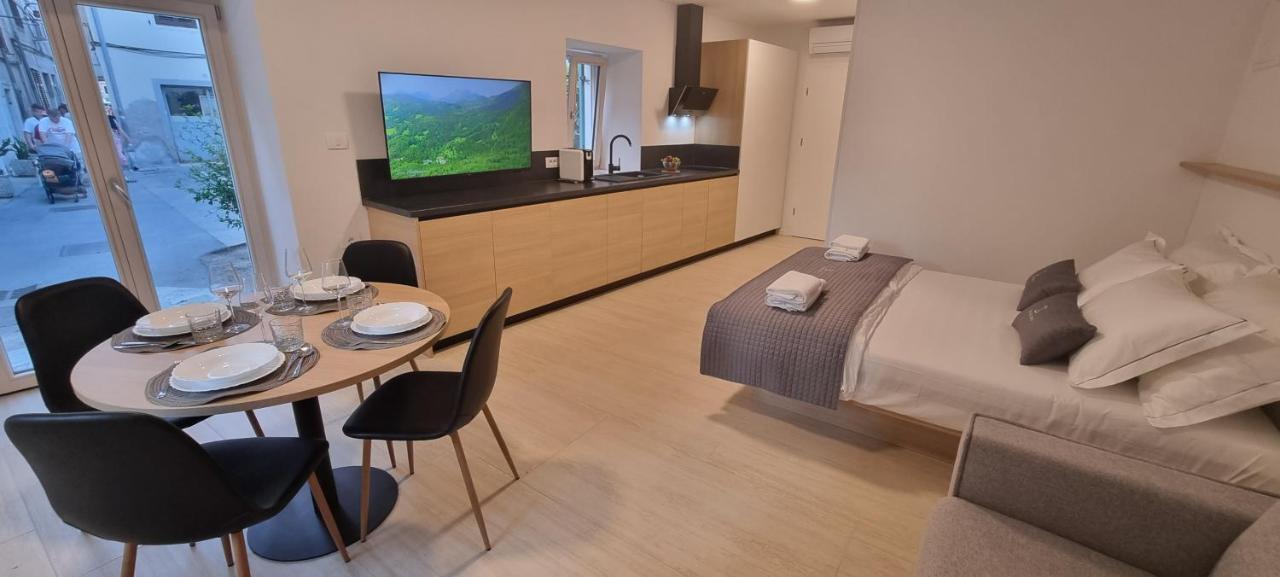 Dea Del Mar Apartments Izola Extérieur photo