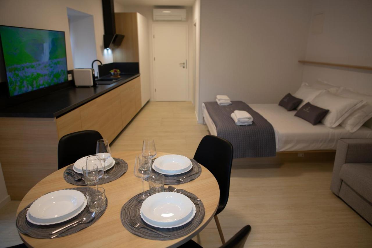 Dea Del Mar Apartments Izola Extérieur photo