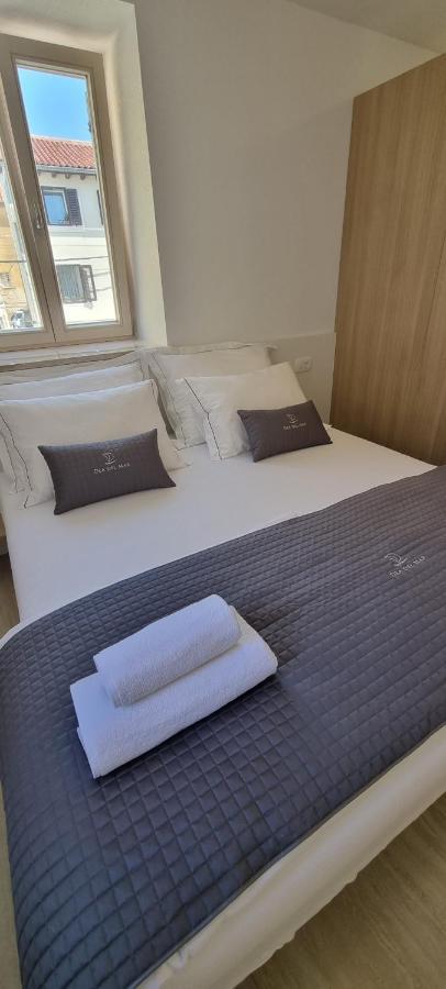 Dea Del Mar Apartments Izola Extérieur photo