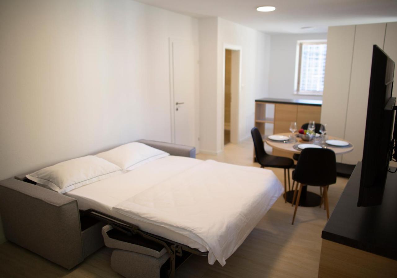 Dea Del Mar Apartments Izola Extérieur photo