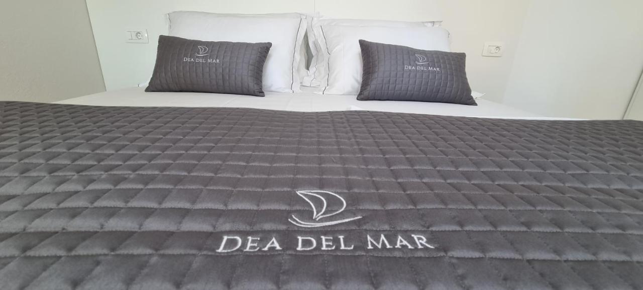 Dea Del Mar Apartments Izola Extérieur photo