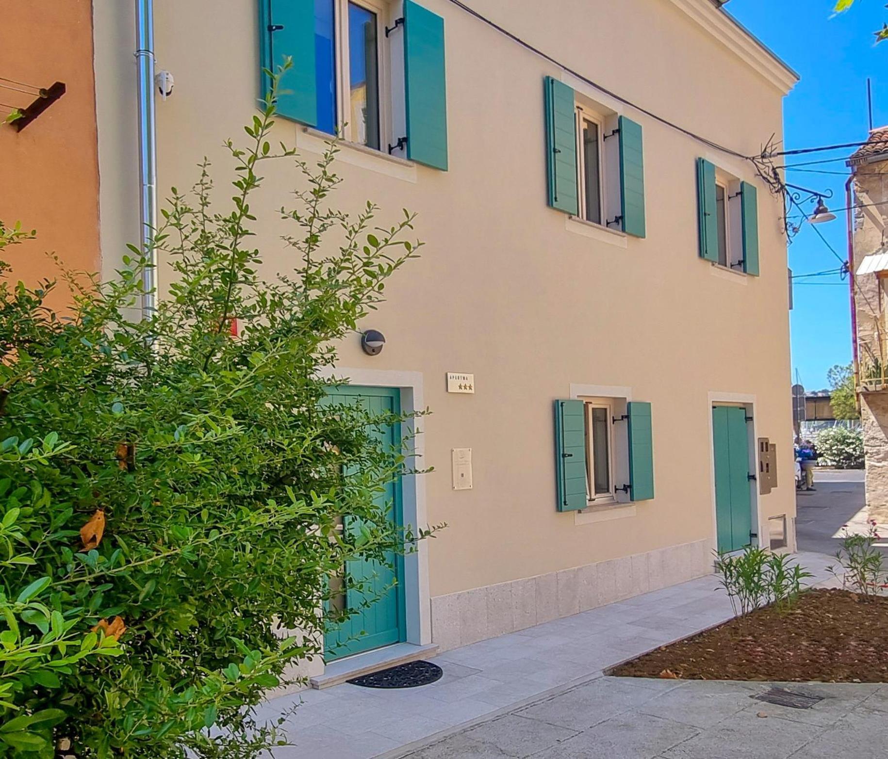 Dea Del Mar Apartments Izola Extérieur photo