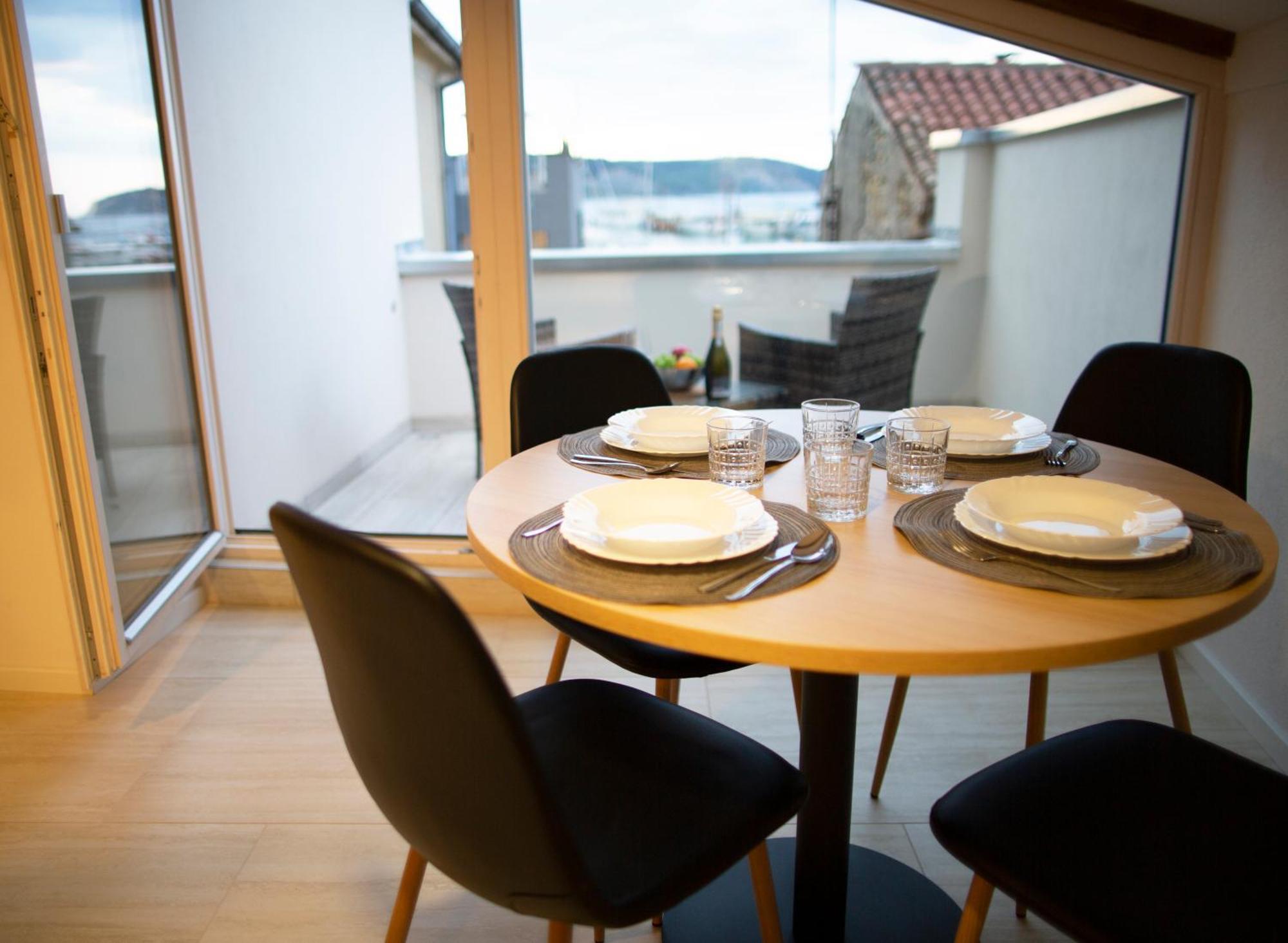 Dea Del Mar Apartments Izola Extérieur photo