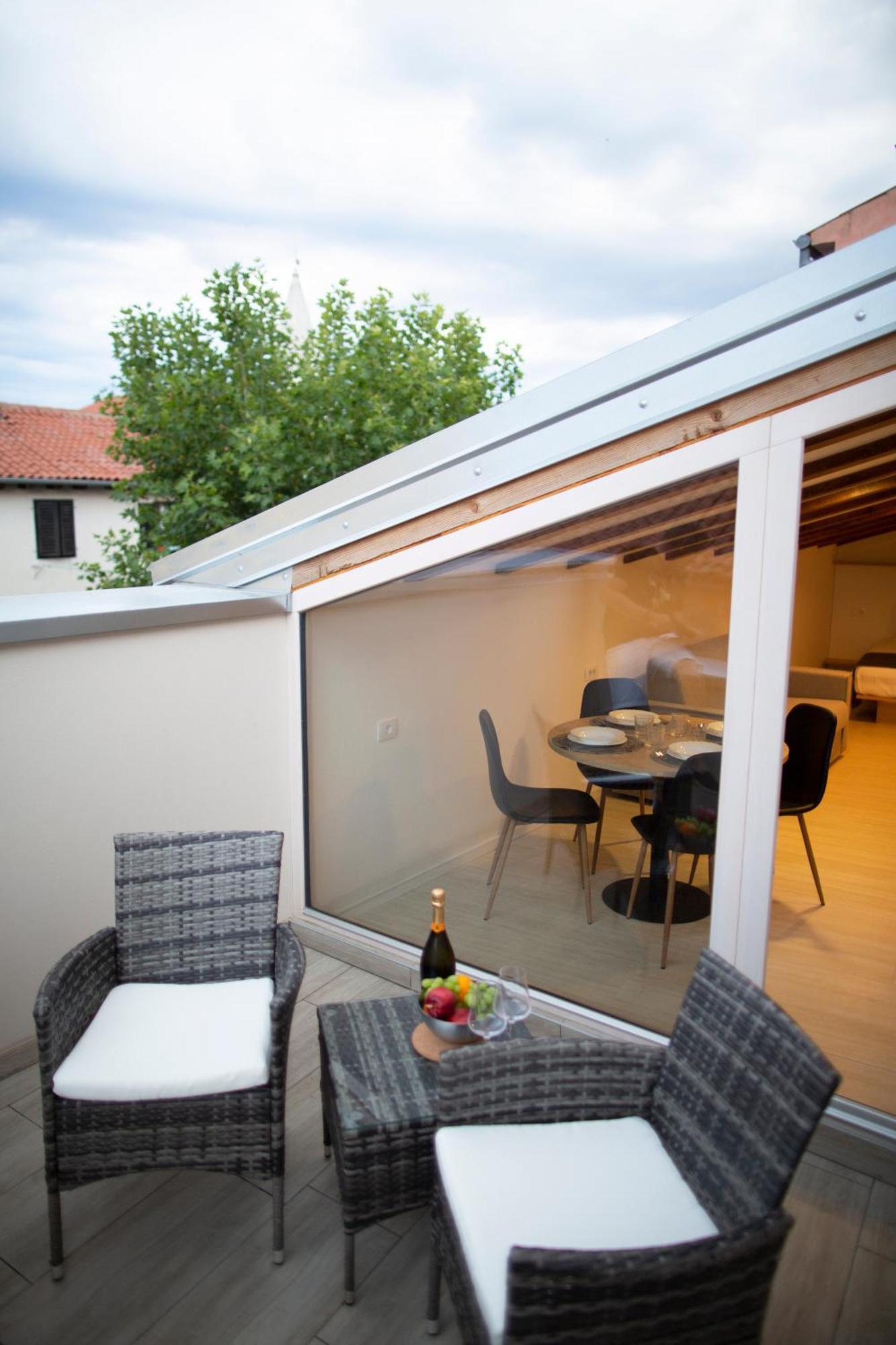 Dea Del Mar Apartments Izola Extérieur photo